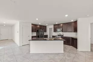 8536 W Amazilia Pl, Tucson, AZ 85757 - Photo 12