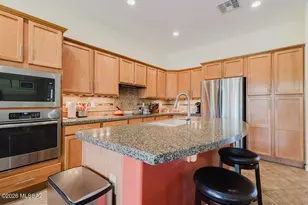 2506 E Bluejay Bluff Ln, Green Valley, AZ 85614 - Photo 20