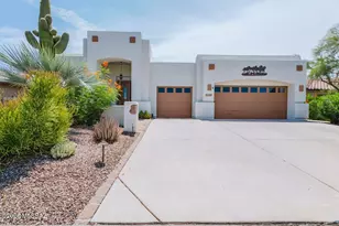 2506 E Bluejay Bluff Ln, Green Valley, AZ 85614 - Photo 1