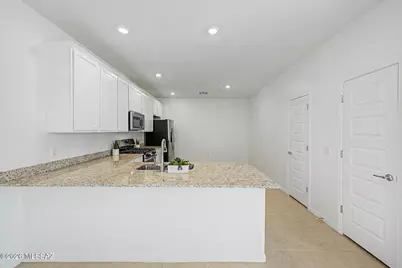 10502 W Kerrigan Lane, Marana, AZ 85653 - Photo 6