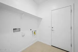 10502 W Kerrigan Ln, Marana, AZ 85653 - Photo 18