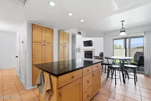 9350 E Speedway Blvd, Tucson, AZ 85710 - Photo 10