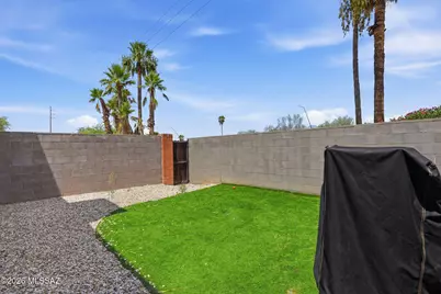 9350 E Speedway Boulevard #9, Tucson, AZ 85710 - Photo 28