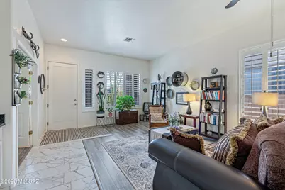 13737 N Carlynn Cliff Drive, Oro Valley, AZ 85755 - Photo 6