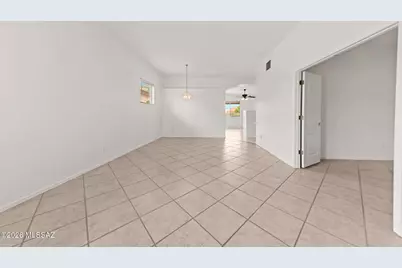 6461 N Sun Bluff Drive, Tucson, AZ 85704 - Photo 10