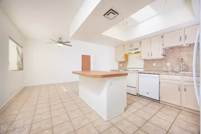5840 E Hohokam Trail, Tucson, AZ 85750 - Photo 10