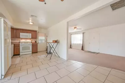 7041 E Calle Pegaso, Tucson, AZ 85710 - Photo 10