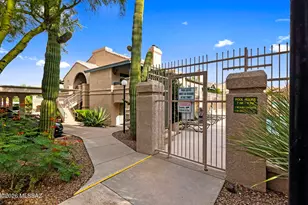 101 S Players Club Dr, Tucson, AZ 85745 - Photo 32
