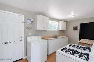341 W Oregon St, Tucson, AZ 85706 - Photo 4