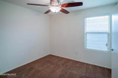 2011 W Mountain Pointe Drive, Tucson, AZ 85746 - Photo 12