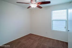 2011 W Mountain Pointe Dr, Tucson, AZ 85746 - Photo 12
