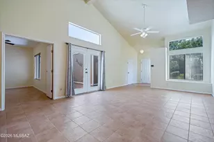 6373 N Willowhaven Dr, Tucson, AZ 85704 - Photo 8