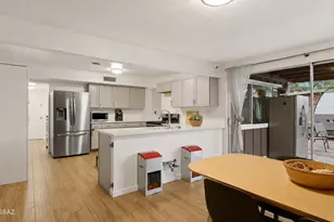 8408 E Kenyon Dr, Tucson, AZ 85710 - Photo 8