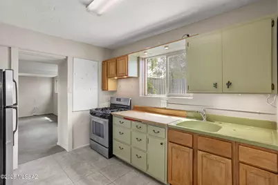 1533 E Spring Street, Tucson, AZ 85719 - Photo 28