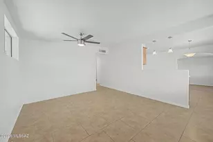 218 E Elvado Rd, Tucson, AZ 85756 - Photo 6