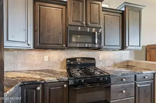 3064 S Smokin Pistol Way, Tucson, AZ 85713 - Photo 18