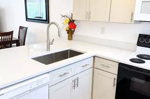7601 N Calle Sin Envidia, Tucson, AZ 85718 - Photo 8
