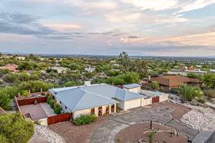 4616 N Avenida Del Cazador, Tucson, AZ 85718 - Photo 2