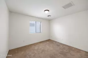 9670 N Deimos Dr, Tucson, AZ 85743 - Photo 14