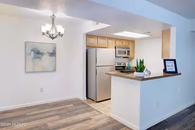 101 S Players Club Drive #5102, Tucson, AZ 85745 - Photo 2