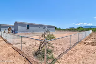 3162 W Century Dr, Benson, AZ 85602 - Photo 8