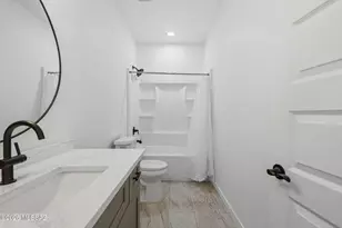 9434 S Vicki Dr, Tucson, AZ 85736 - Photo 26