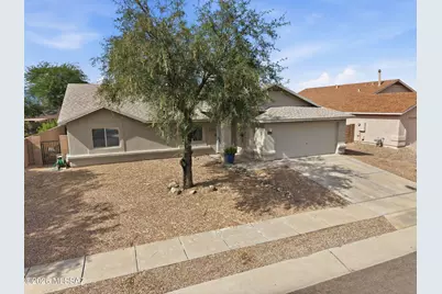 7993 E Blindweed Drive, Tucson, AZ 85710 - Photo 4