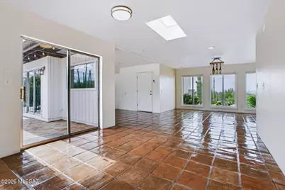 6621 N Donna Beatrix Ci Circle, Tucson, AZ 85718 - Photo 8