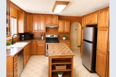 16900 S La Canada Drive, Sahuarita, AZ 85629 - Photo 6