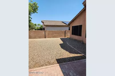 8885 N Majestic Mountain Drive, Tucson, AZ 85742 - Photo 16