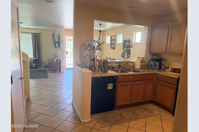 10590 E Pleasant Pasture Drive, Tucson, AZ 85747 - Photo 8