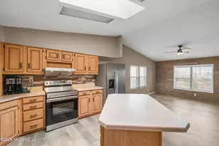11938 W Grey Stone Loop, Tucson, AZ 85743 - Photo 16