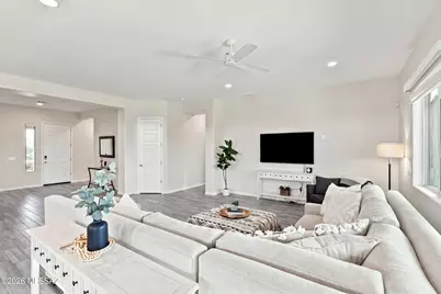 7797 S Indian Wheat Way, Tucson, AZ 85747 - Photo 2