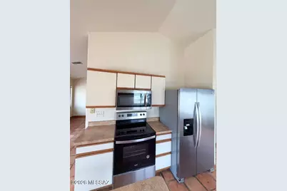 7391 S Camino De La Tierra, Tucson, AZ 85746 - Photo 12