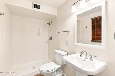 6725 E Calle Mercurio, Tucson, AZ 85710 - Photo 14
