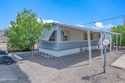 540 W Limberlost Drive #E28, Tucson, AZ 85705 - Photo 2