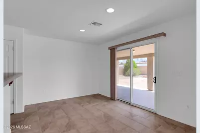 8181 W Solitary Eagle Court, Tucson, AZ 85757 - Photo 20