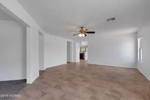 8181 W Solitary Eagle Ct, Tucson, AZ 85757 - Photo 8