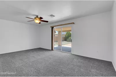 8181 W Solitary Eagle Court, Tucson, AZ 85757 - Photo 22