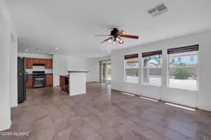 8181 W Solitary Eagle Ct, Tucson, AZ 85757 - Photo 12