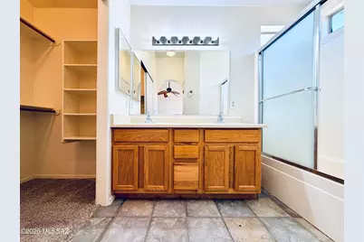 8980 E Marci Lynne Way, Tucson, AZ 85747 - Photo 22