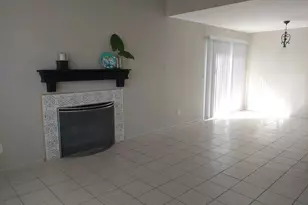 881 E Peppergrass Ln, Tucson, AZ 85719 - Photo 4