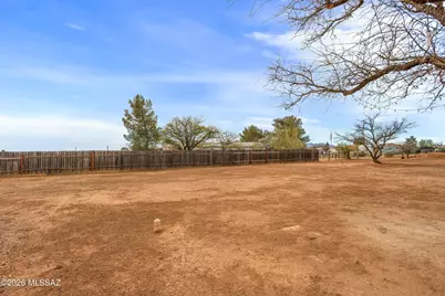 318 E Camino De Tundra, Huachuca City, AZ 85616 - Photo 8