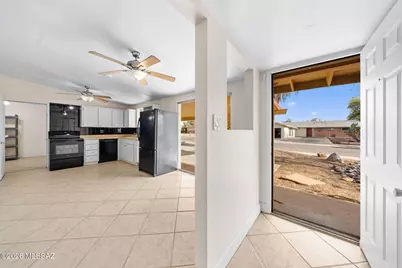7357 E Princeton Drive, Tucson, AZ 85710 - Photo 4