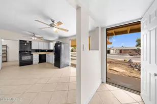 7357 E Princeton Dr, Tucson, AZ 85710 - Photo 4