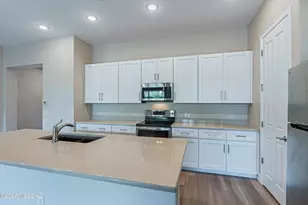 61370 E Flint Dr, Oracle, AZ 85623 - Photo 10