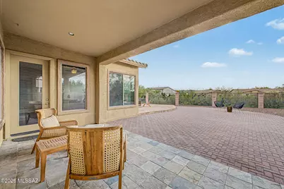 11937 N Prospect Point Place, Oro Valley, AZ 85737 - Photo 18