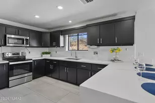 207 Petalo Ct, Rio Rico, AZ 85648 - Photo 6