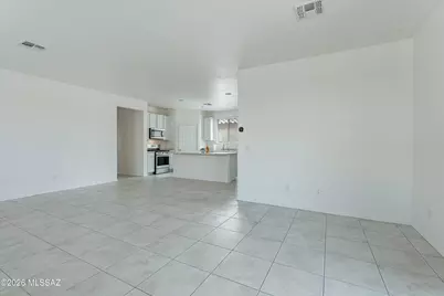 10624 W Halsey, Marana, AZ 85653 - Photo 8