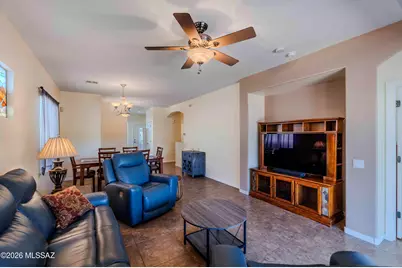 251 W Calle Moncayo, Sahuarita, AZ 85629 - Photo 6
